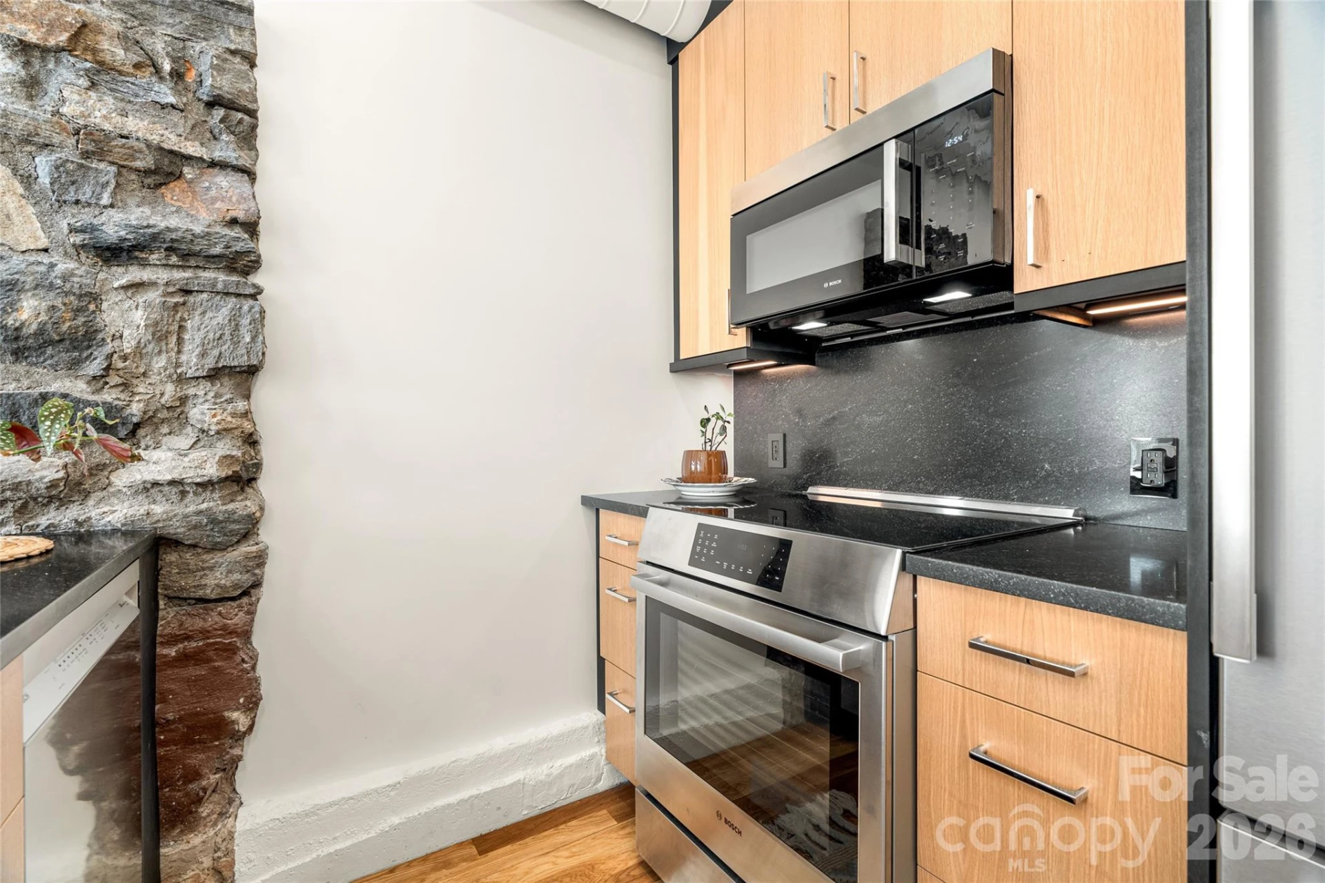 4 Roberts Street - Photo 9