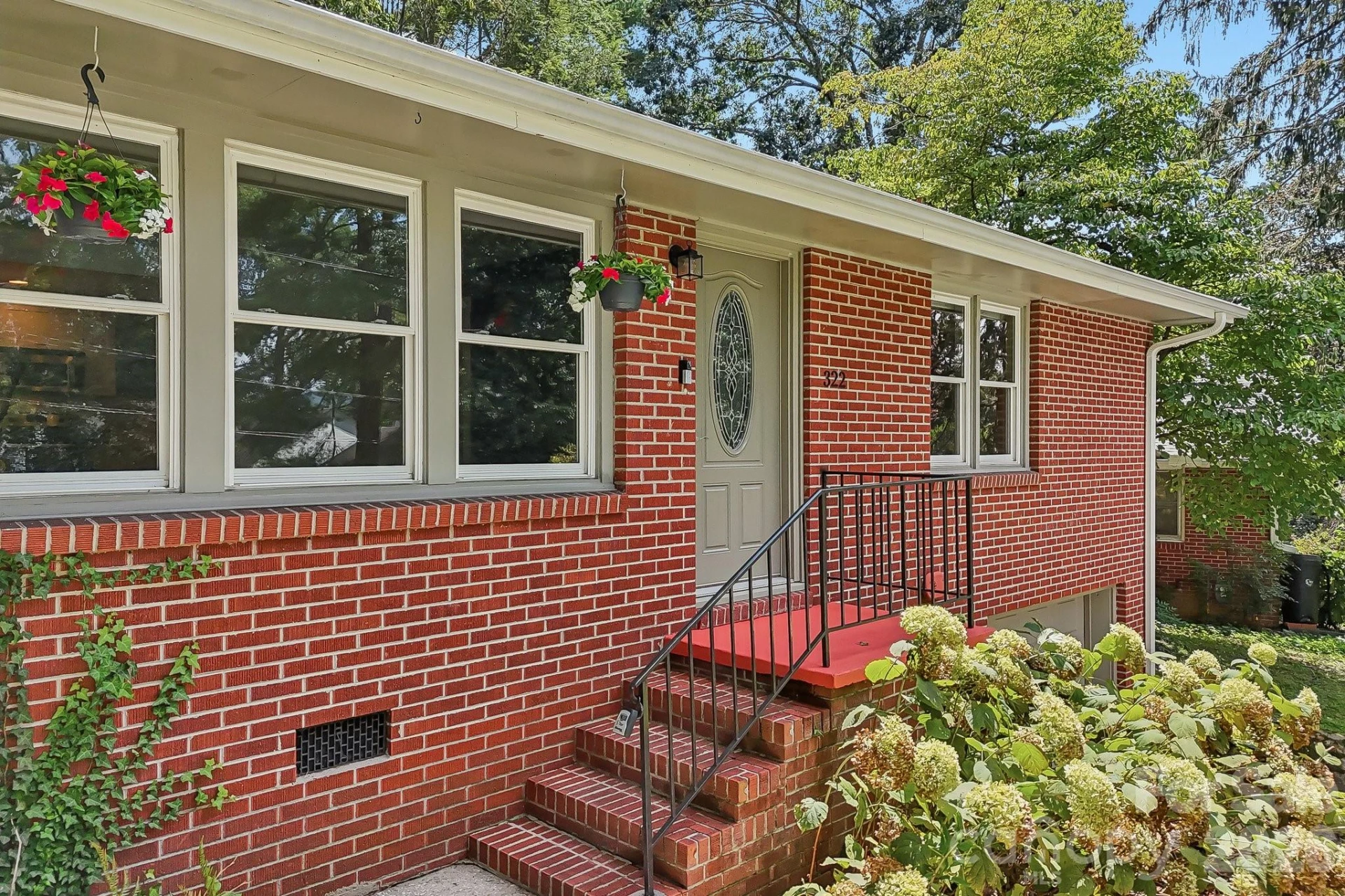 322 Crescent Avenue - Photo 7
