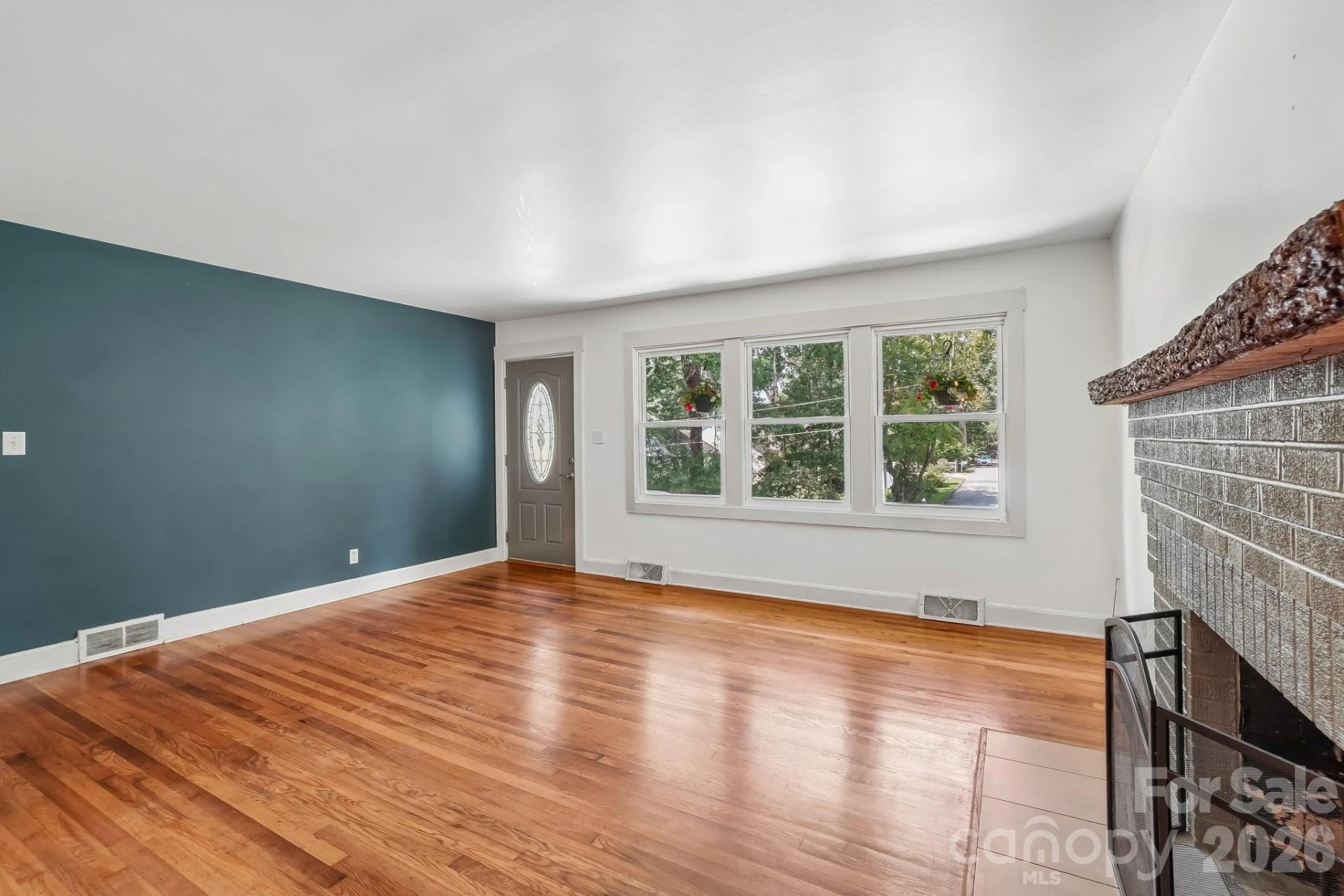 322 Crescent Avenue - Photo 9