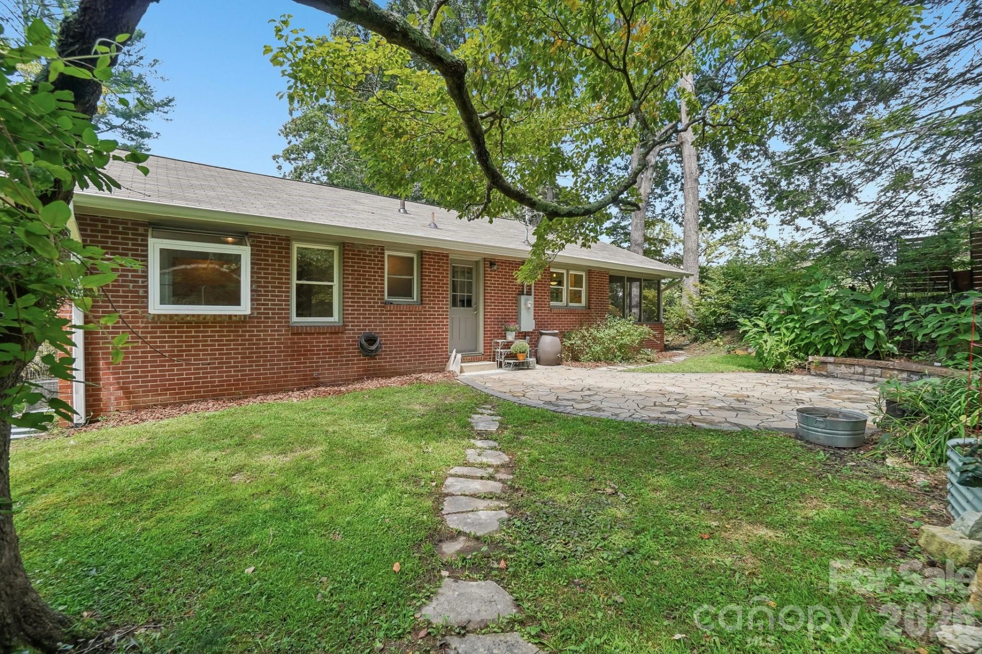 322 Crescent Avenue - Photo 36