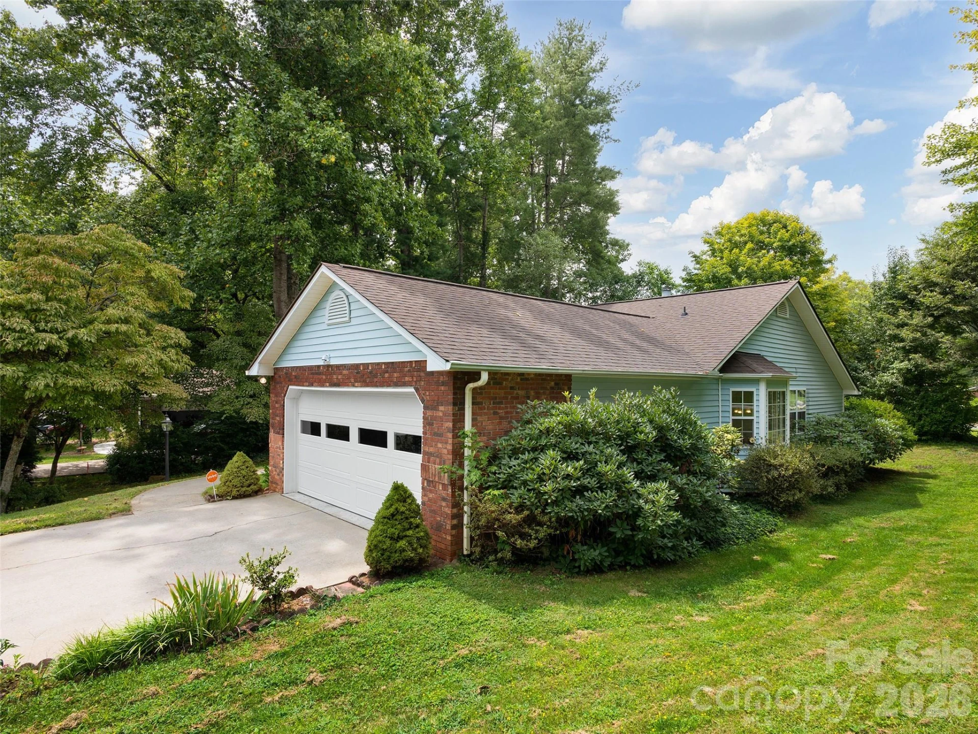 5 St Andrews Drive - Photo 2