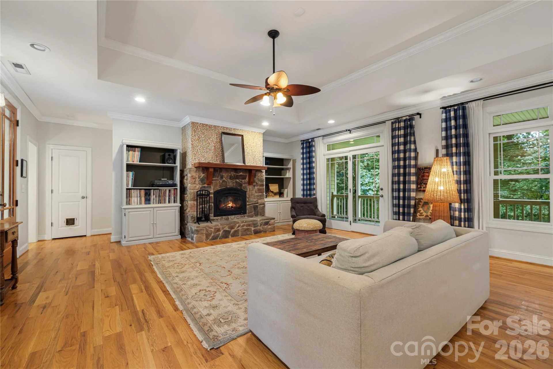312 E Forest Place - Photo 5