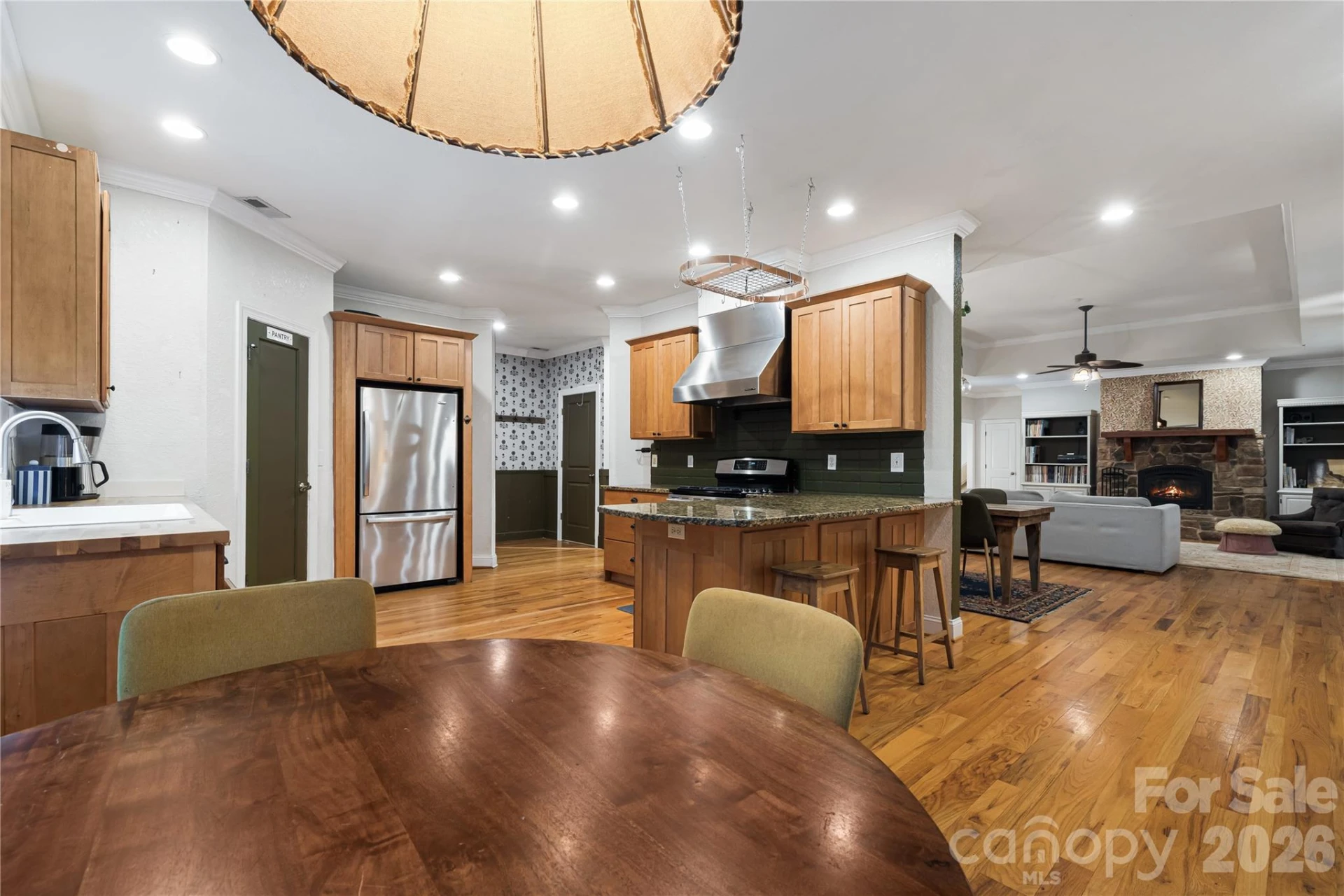 312 E Forest Place - Photo 10