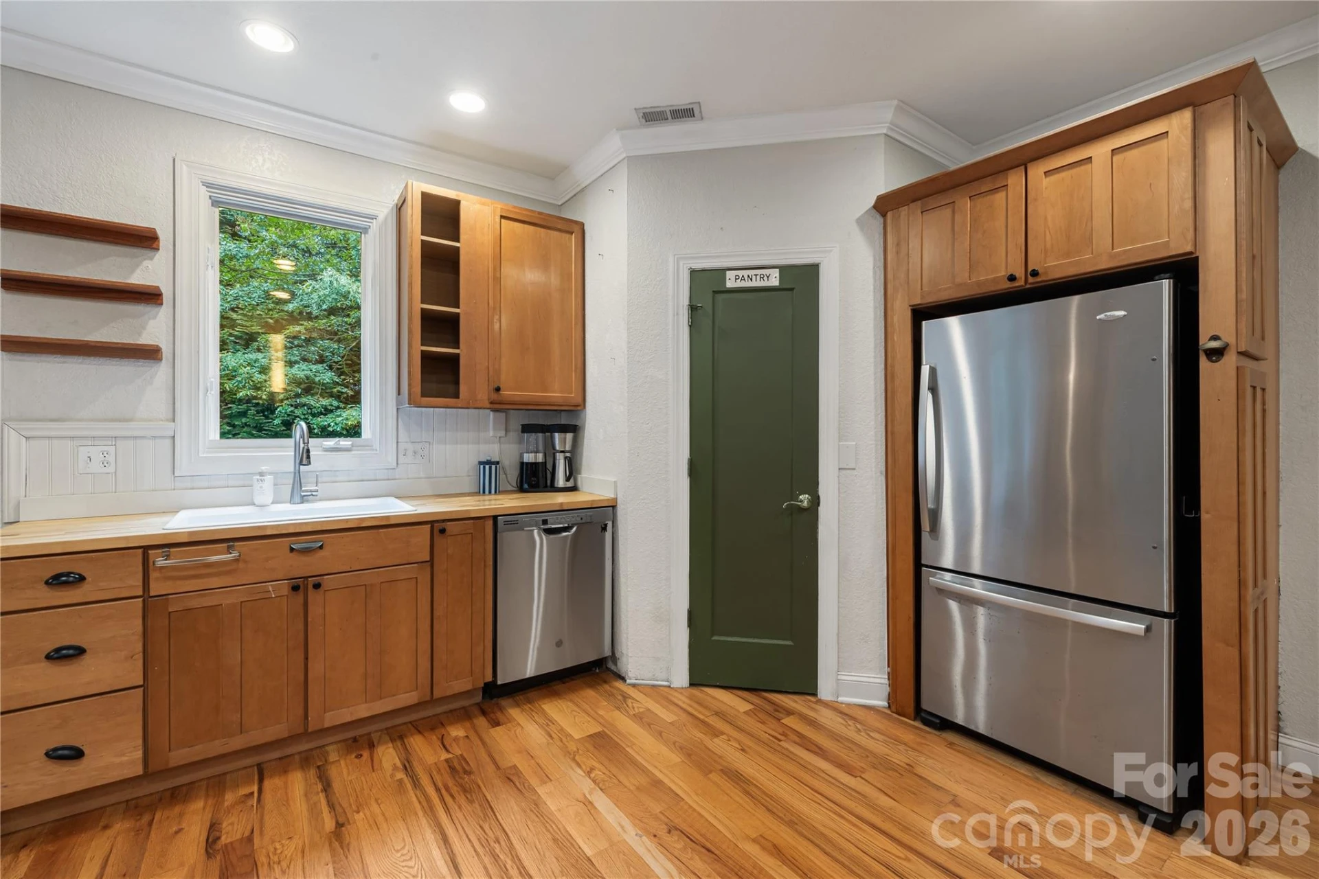 312 E Forest Place - Photo 11