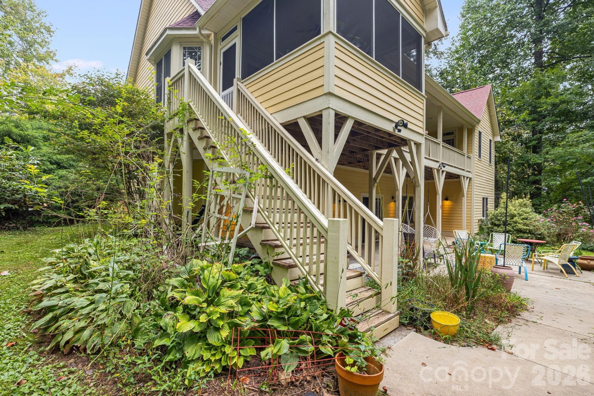 312 E Forest Place - Photo 37