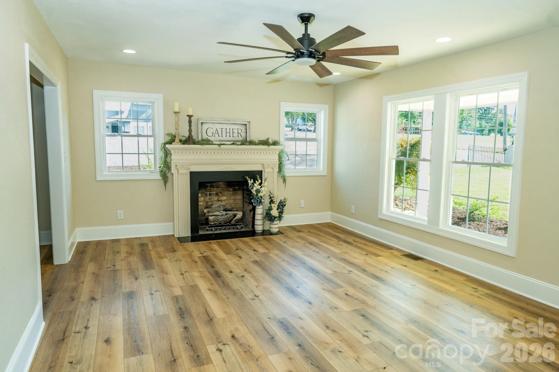 118 Alexander Street - Photo 8
