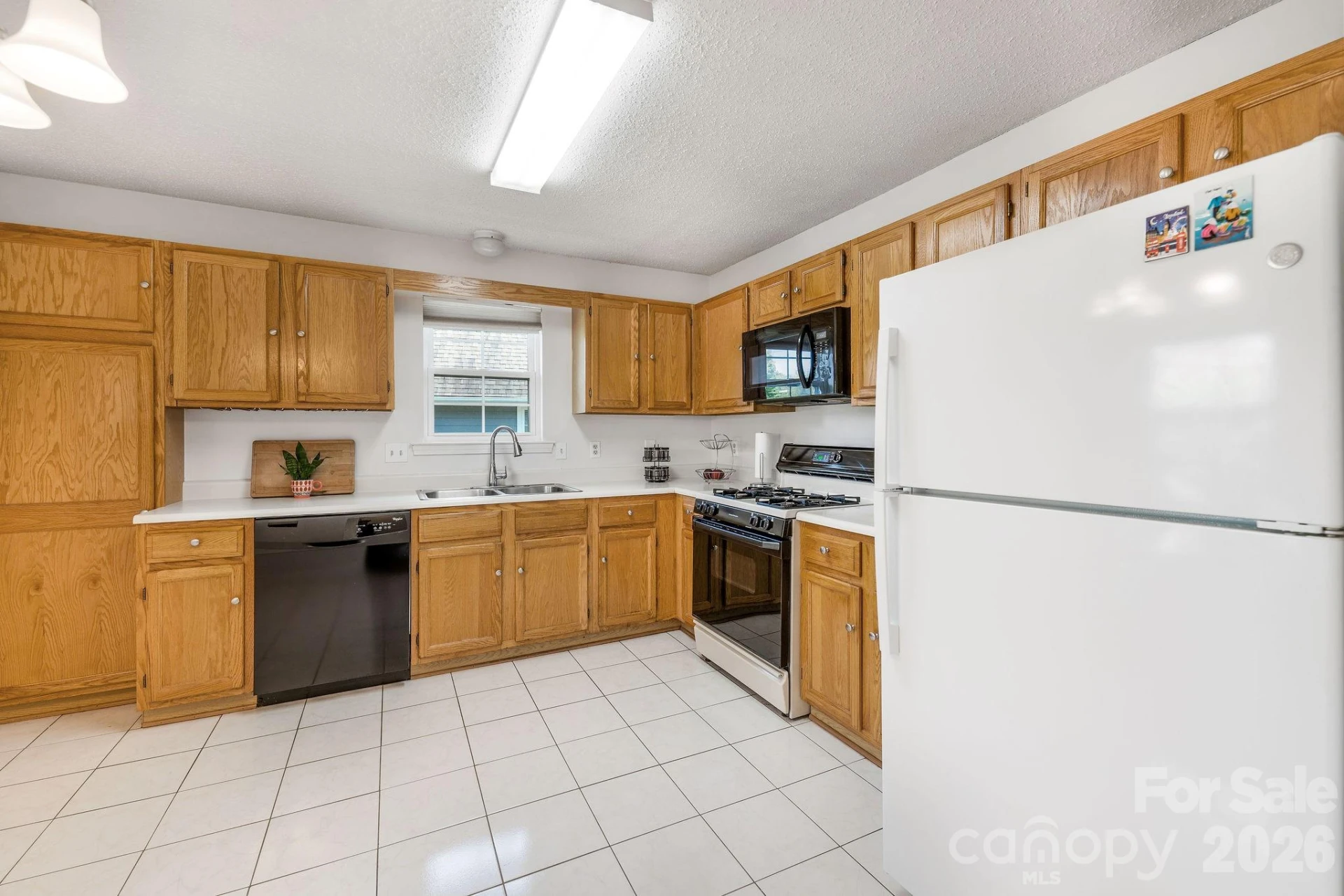 4702 Breakers Lane - Photo 11