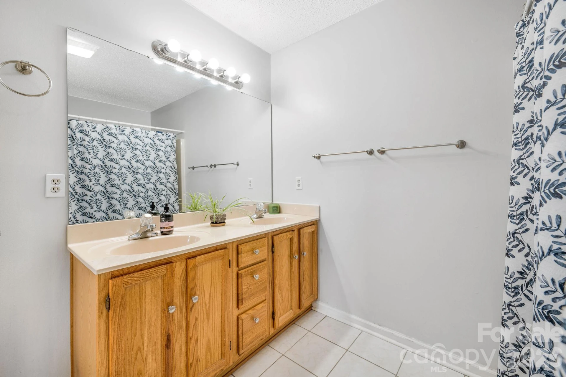 4702 Breakers Lane - Photo 27