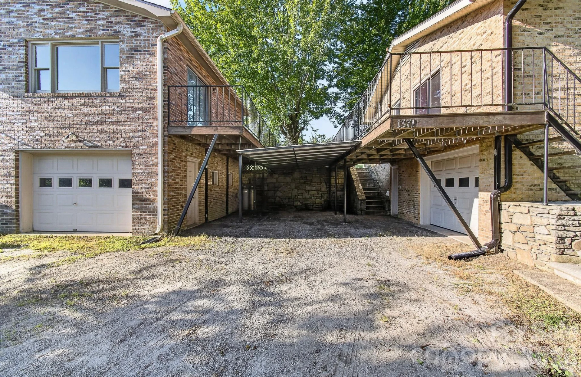 1371 Jackson Loop Road - Photo 3