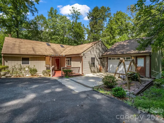 111 Buckeye Road, Lake Lure, NC, 28746