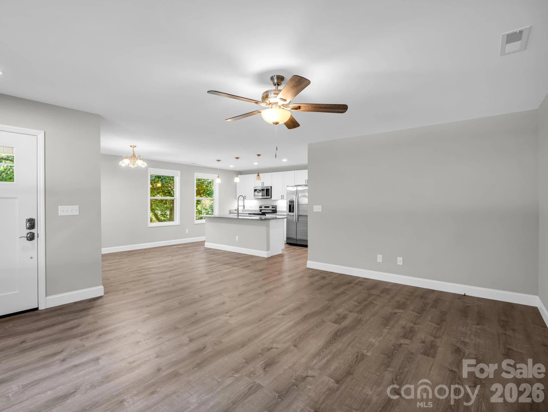 92 Lakeside Drive - Photo 4