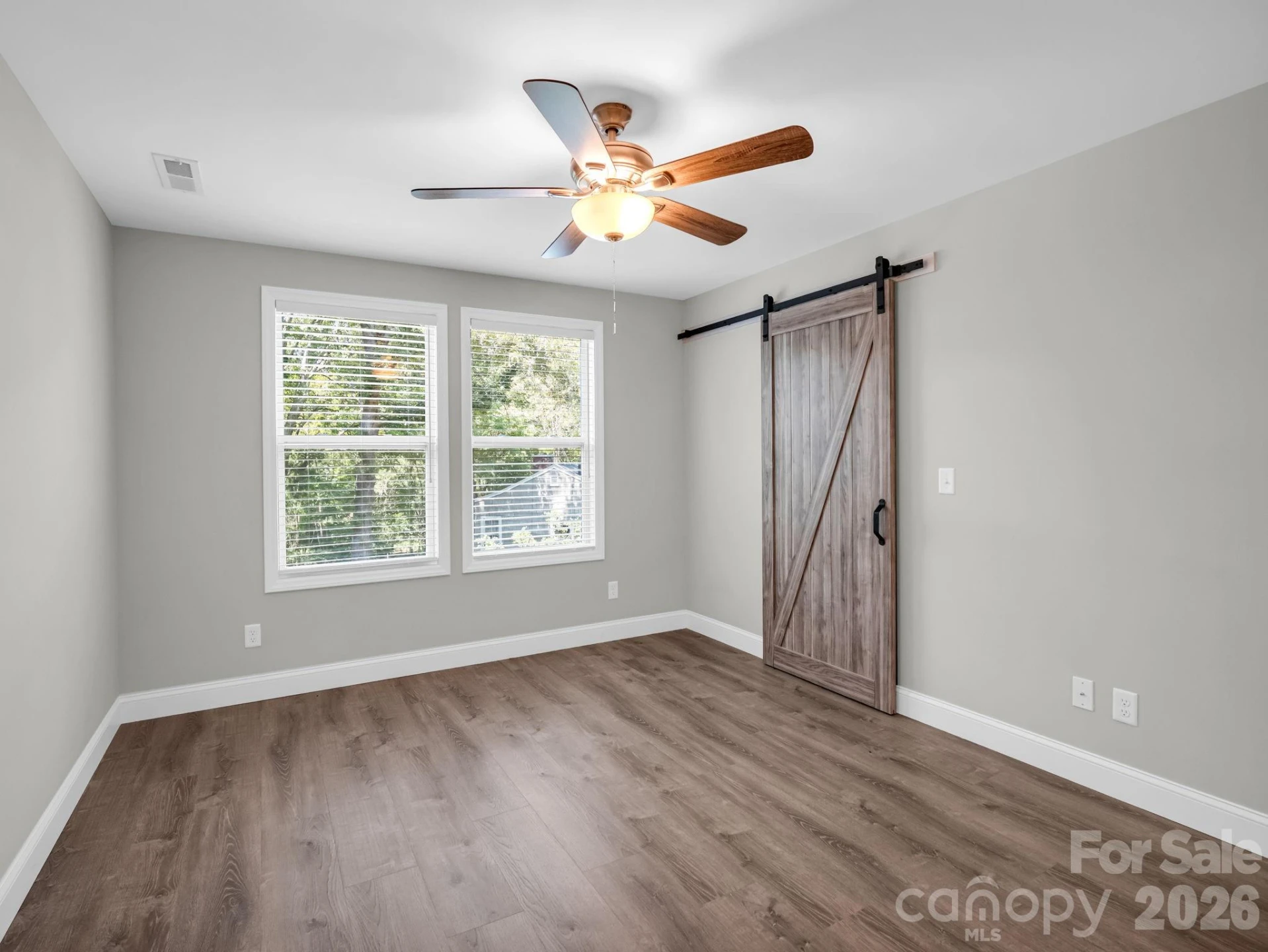 92 Lakeside Drive - Photo 14