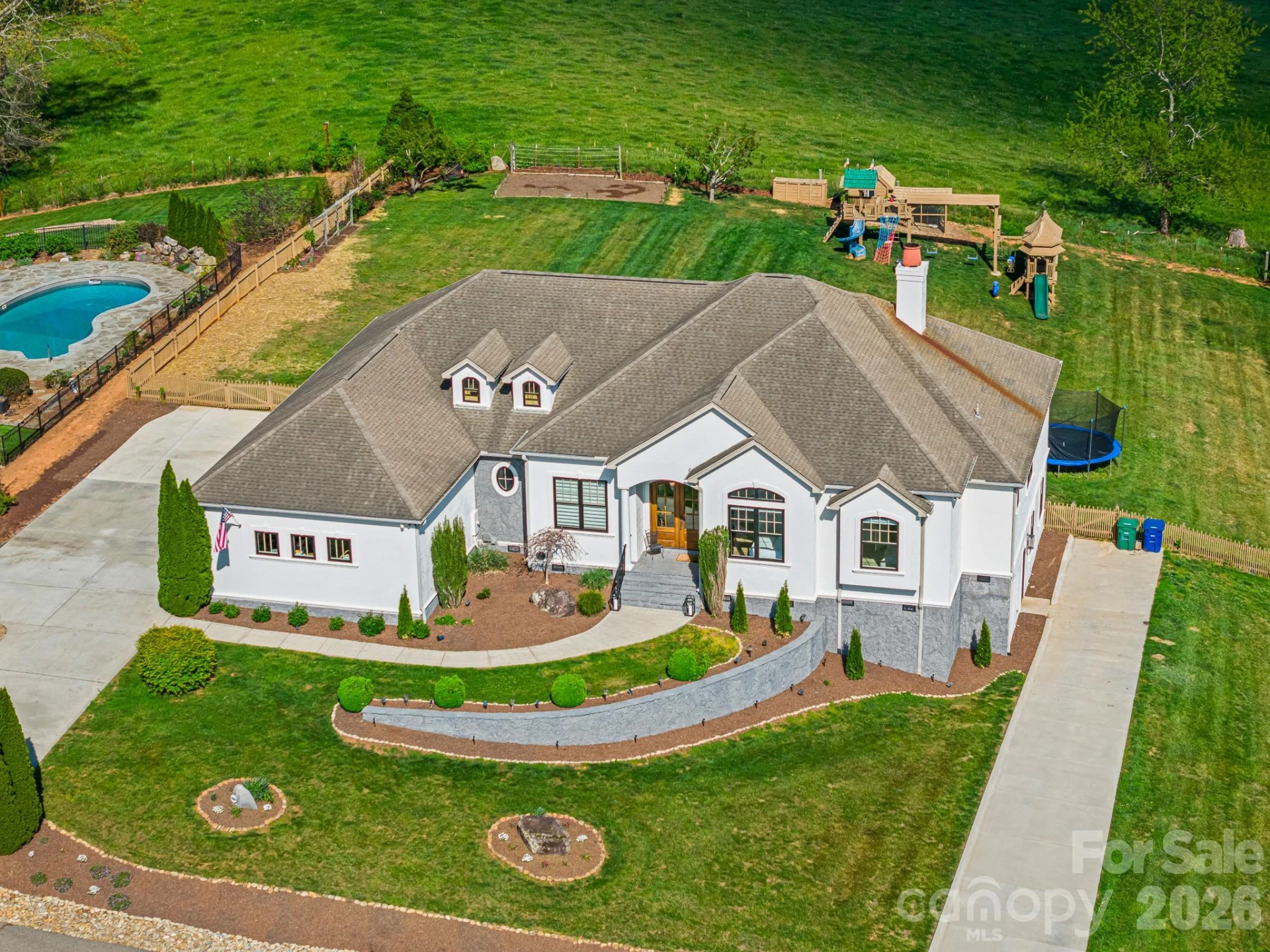 54 Mountain Shadows Drive - Photo 3