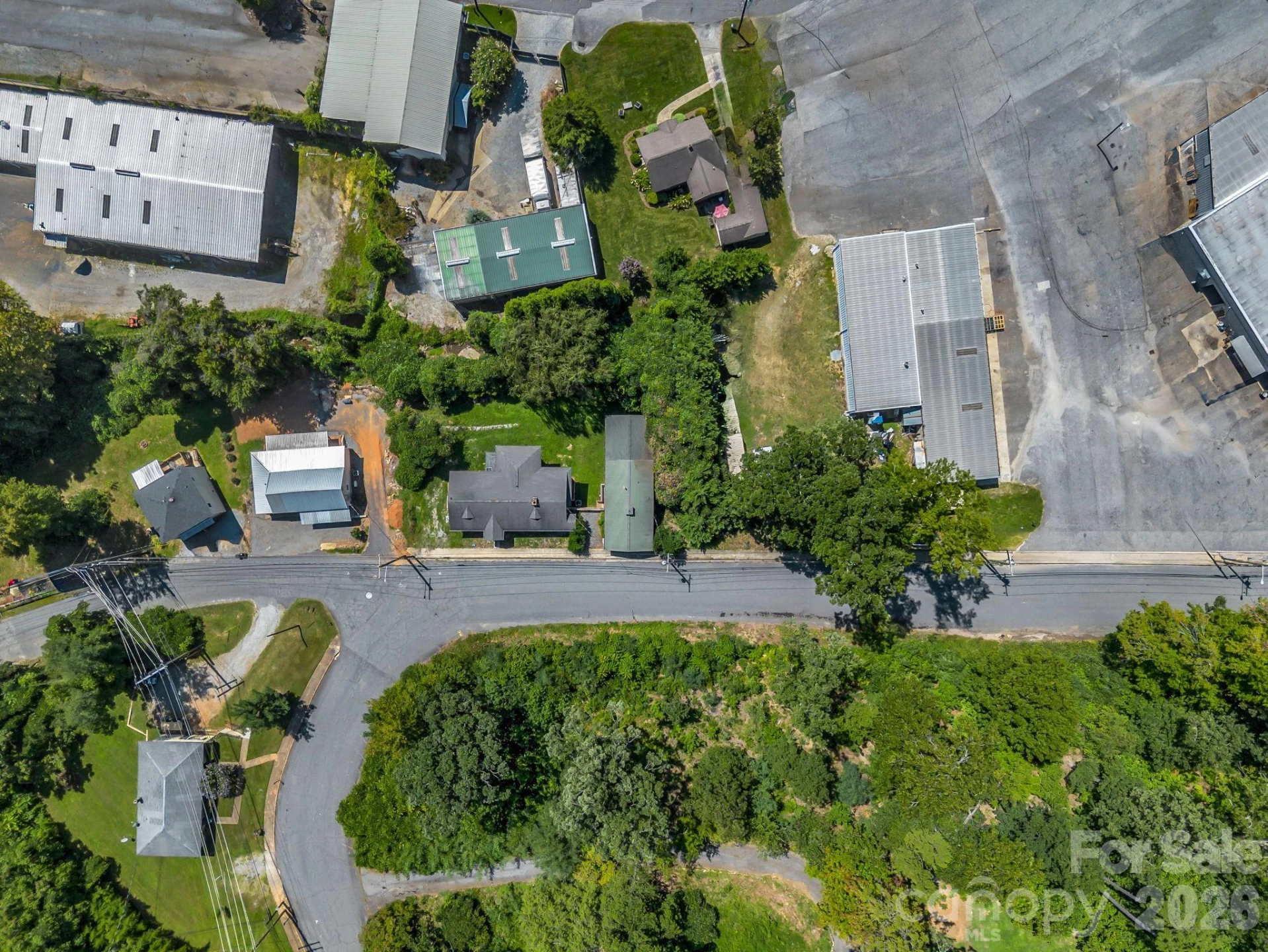 160 E Howard Street - Photo 31