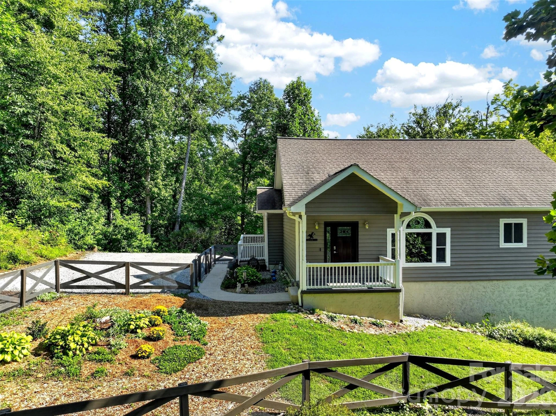 767 Hunnicut Mountain Road - Photo 4