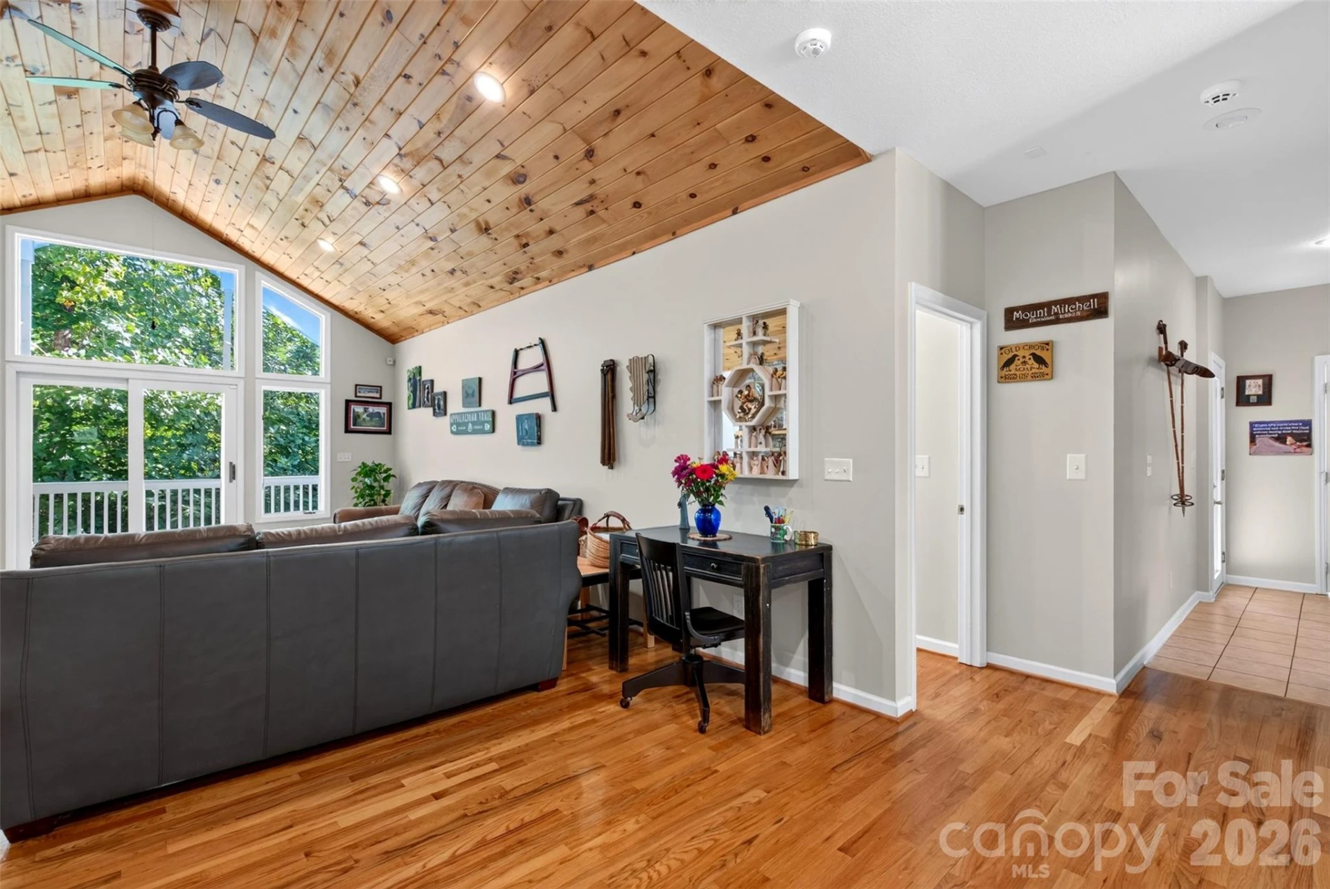767 Hunnicut Mountain Road - Photo 11