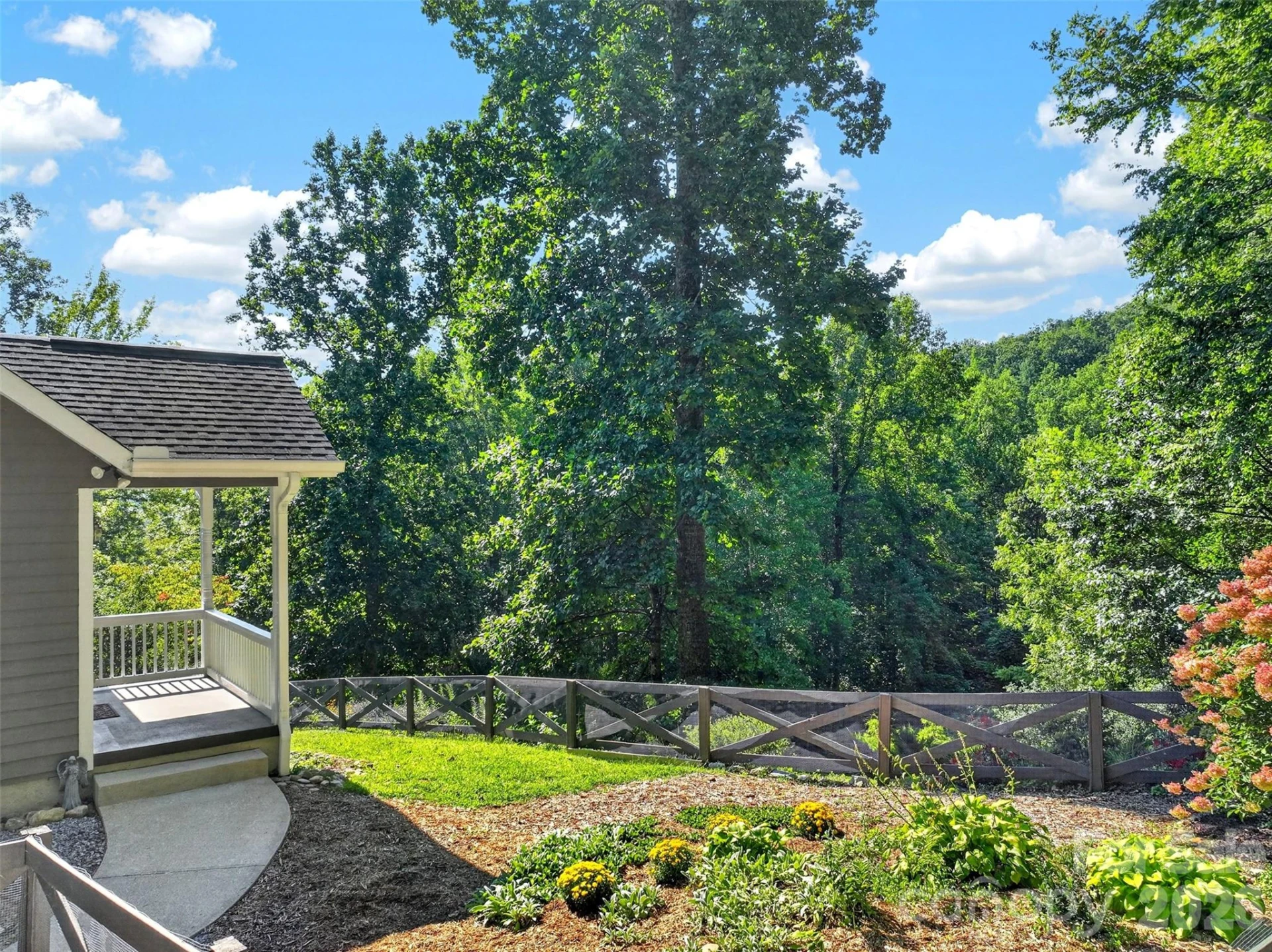 767 Hunnicut Mountain Road - Photo 39
