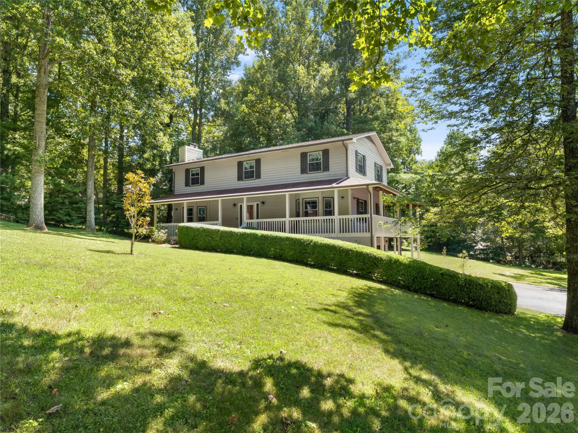 121 Churchill Downs Drive - Photo 2