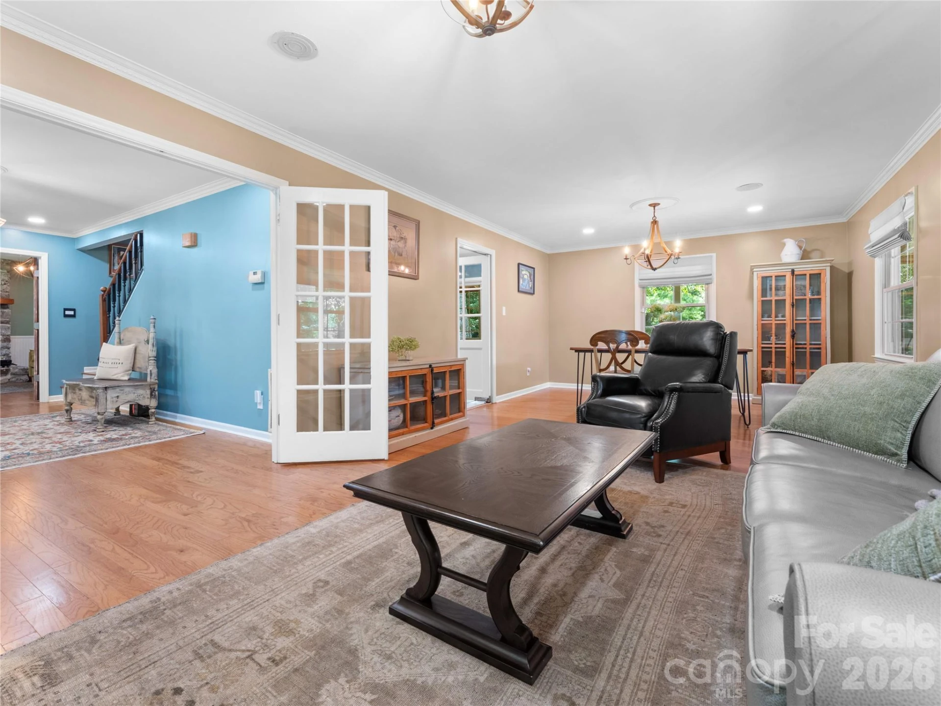 121 Churchill Downs Drive - Photo 8