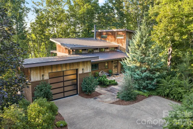 34 Bee Balm Way