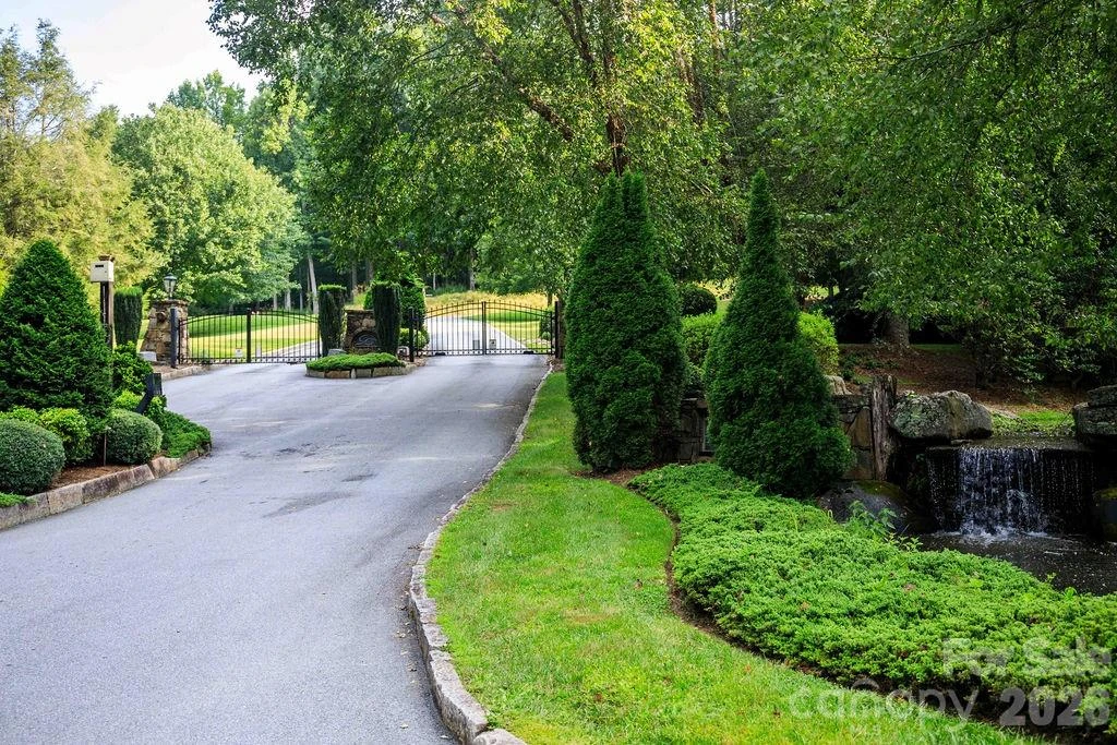 000 Ivywood Lane #13 - Photo 14
