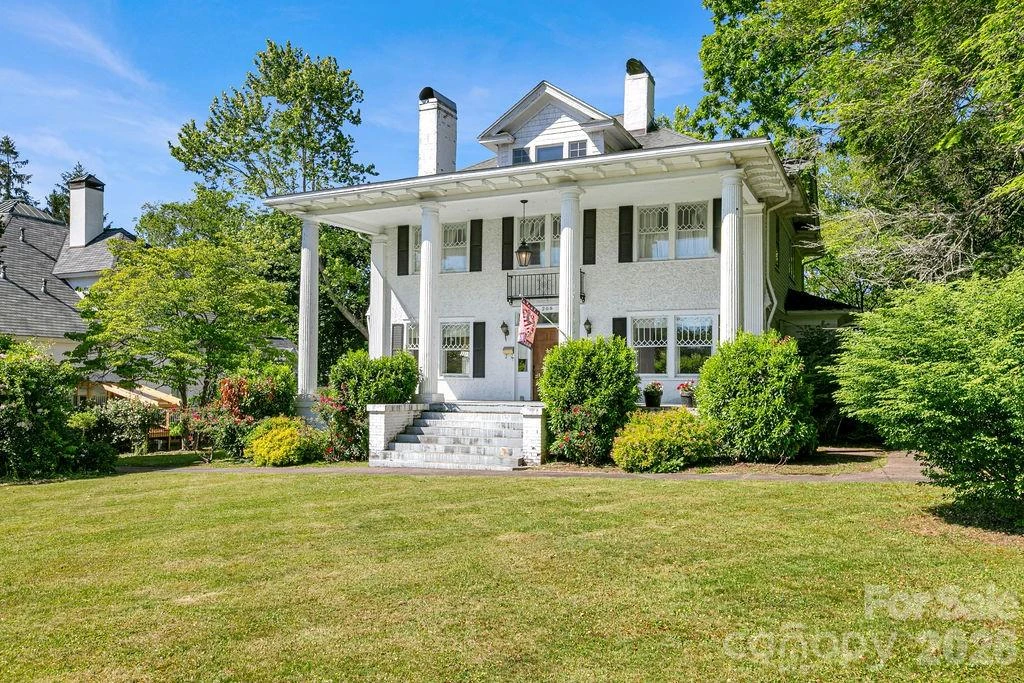208 Probart Street