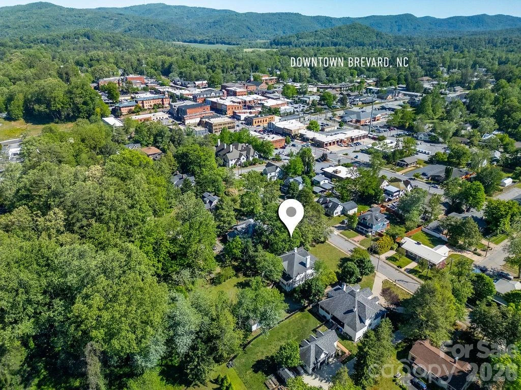 208 Probart Street - Photo 4
