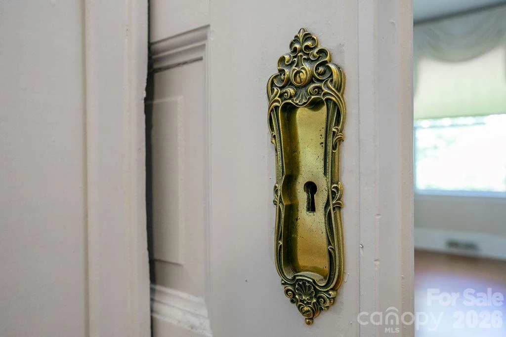 208 Probart Street - Photo 14