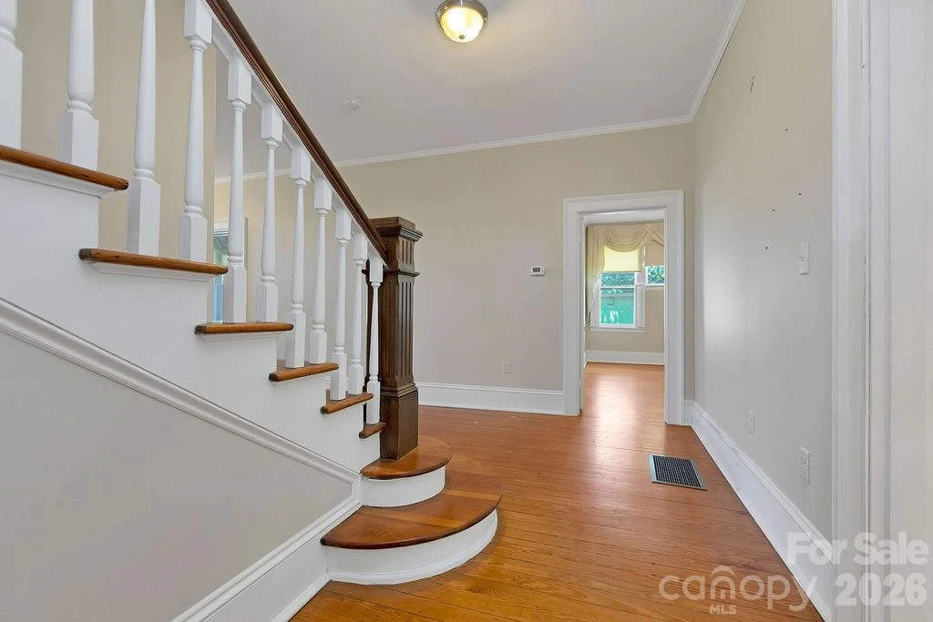 208 Probart Street - Photo 24