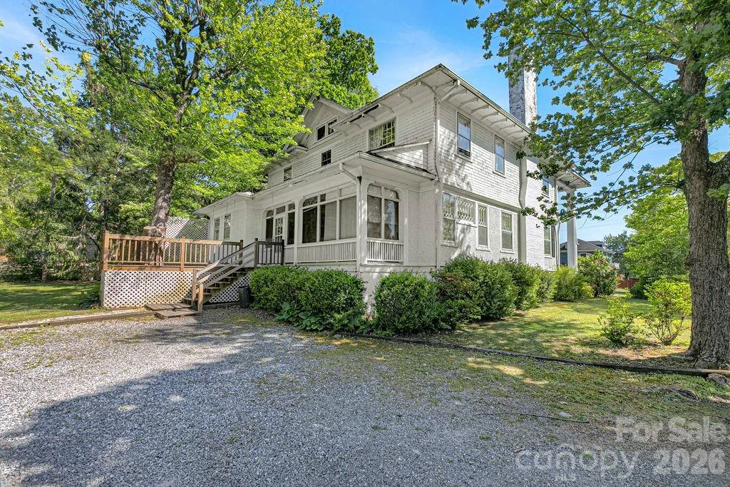 208 Probart Street - Photo 45