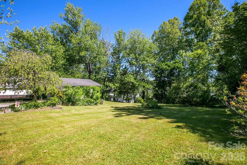208 Probart Street - Photo 48