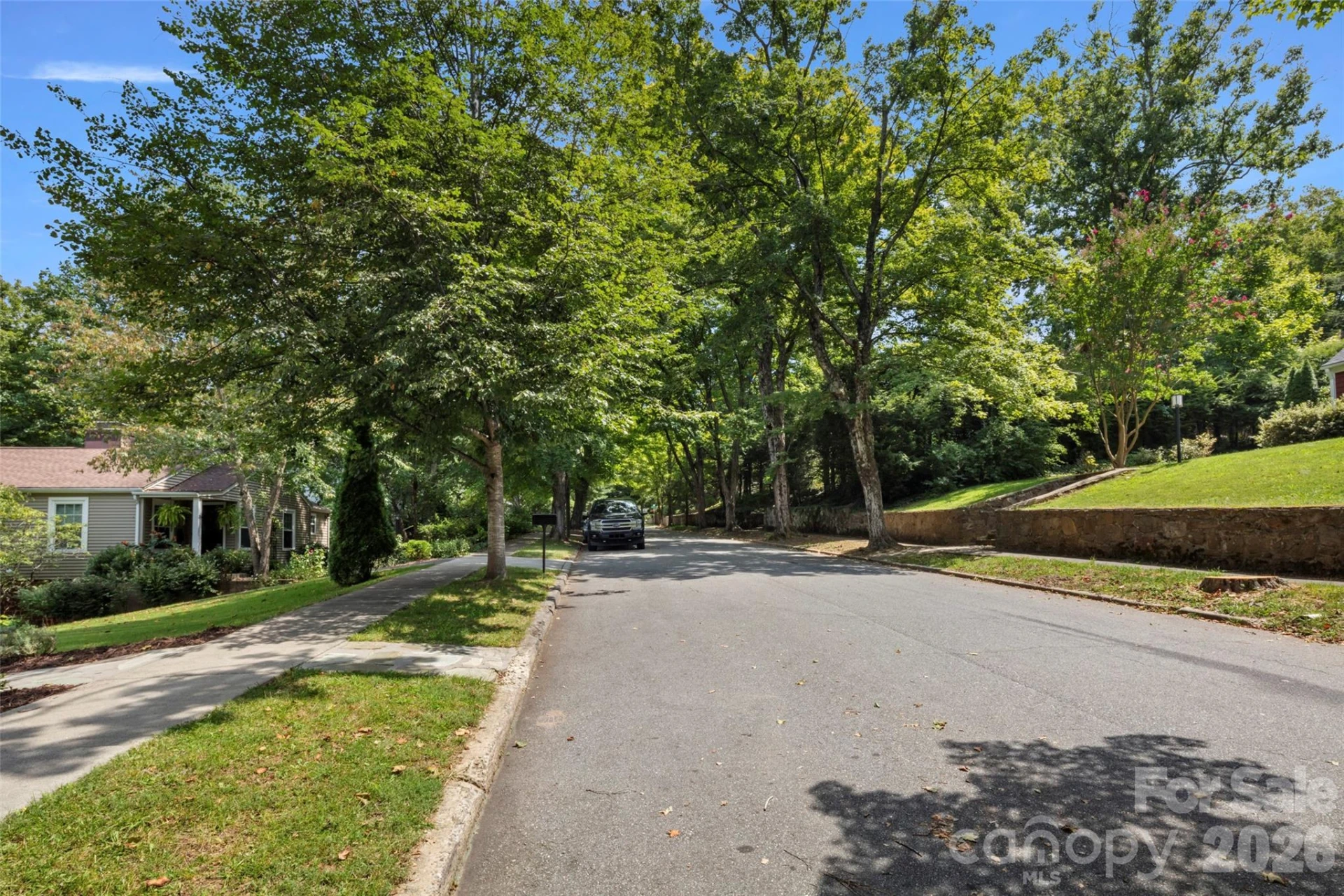 33 Maywood Road - Photo 4