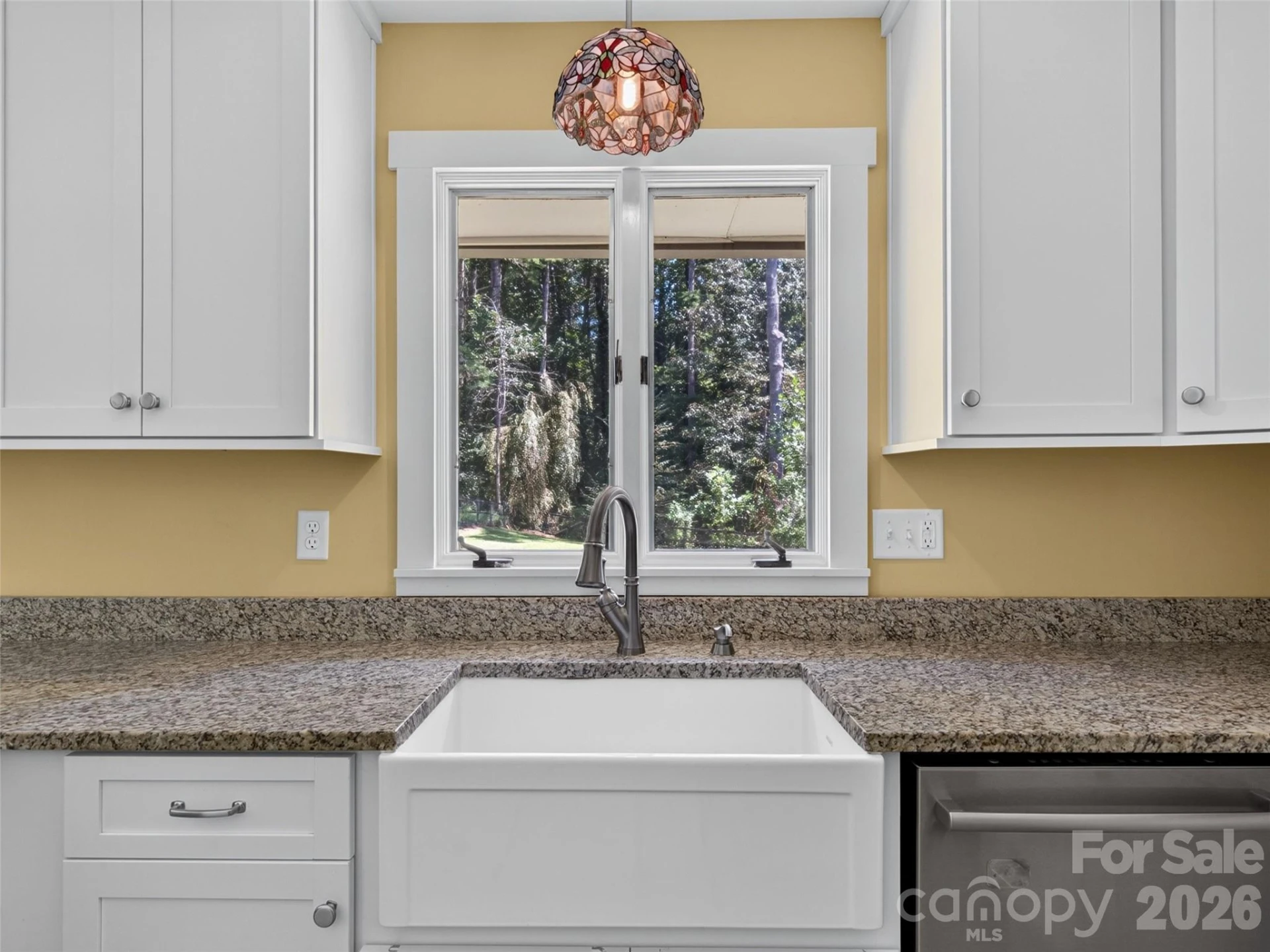 73 Redwood Street - Photo 12
