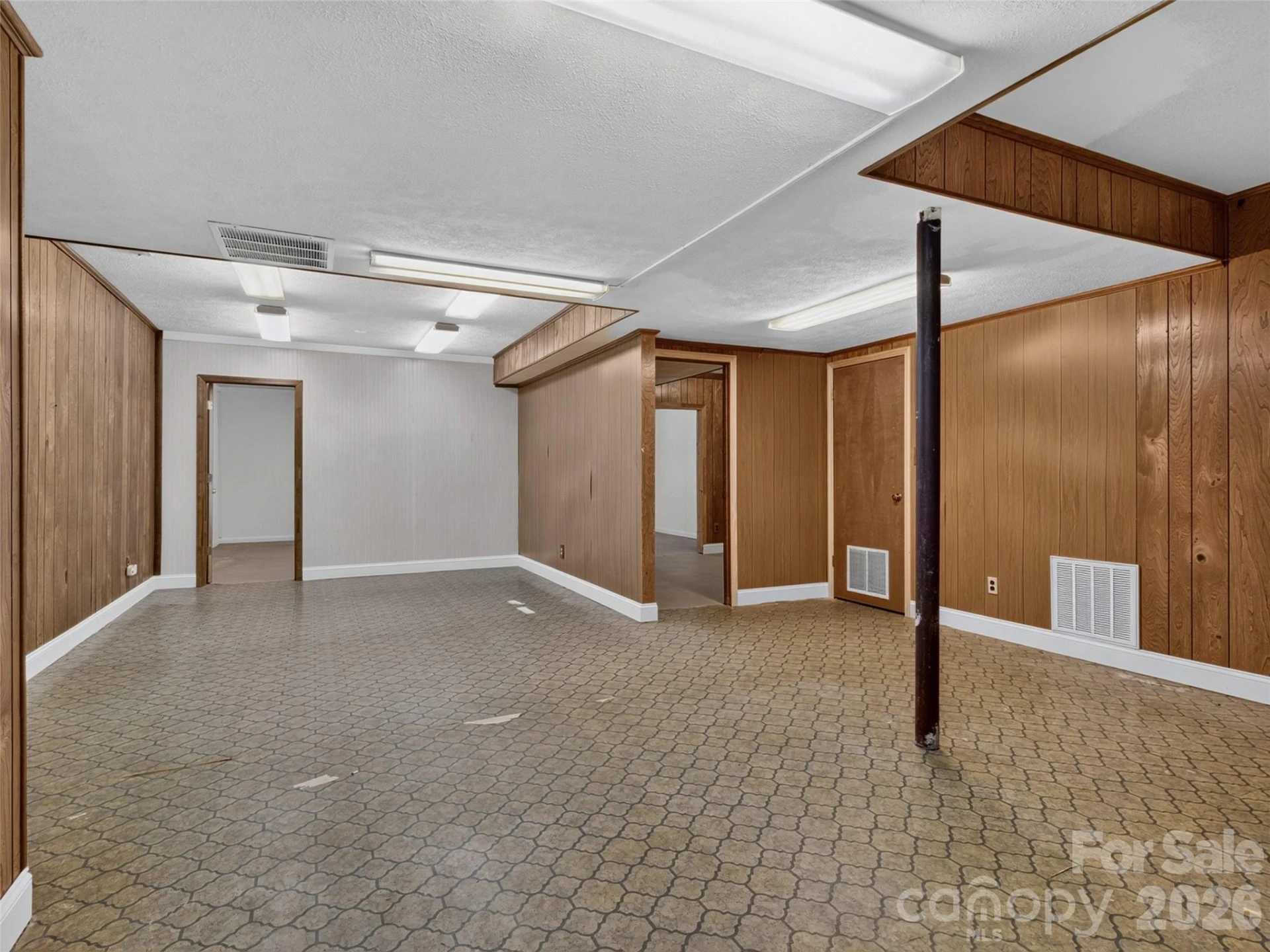 73 Redwood Street - Photo 32
