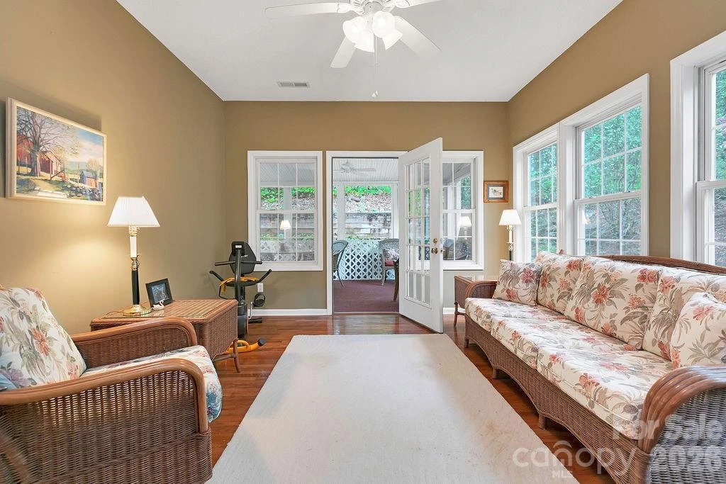 61 Autumn Glen Court - Photo 24