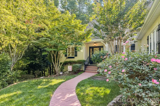 212 Carriage Springs Way