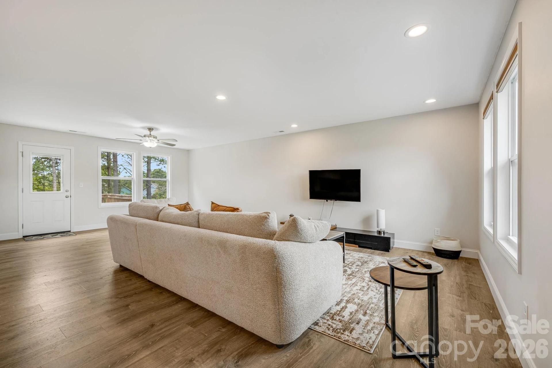 398 Point Hope Lane - Photo 3