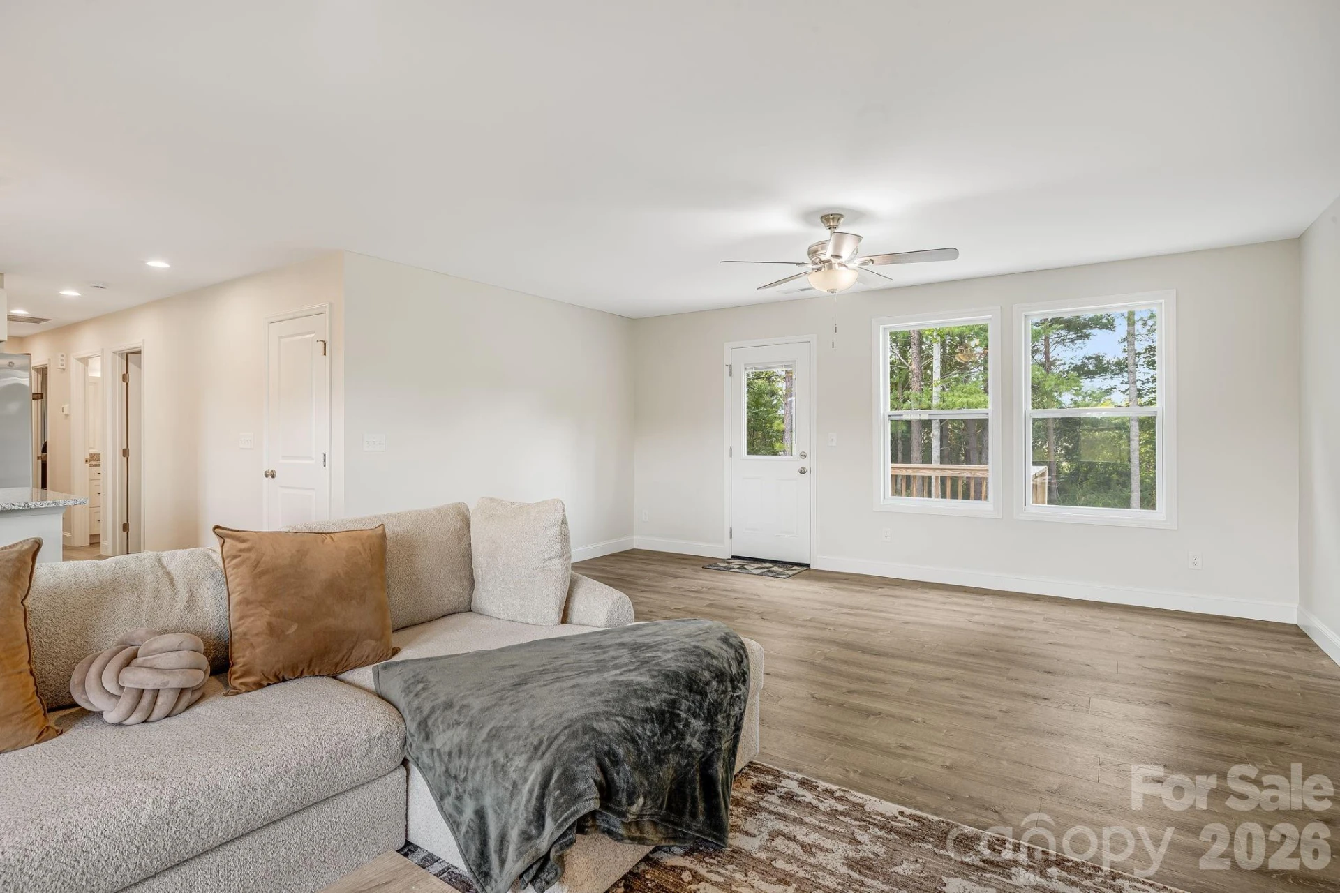 398 Point Hope Lane - Photo 4