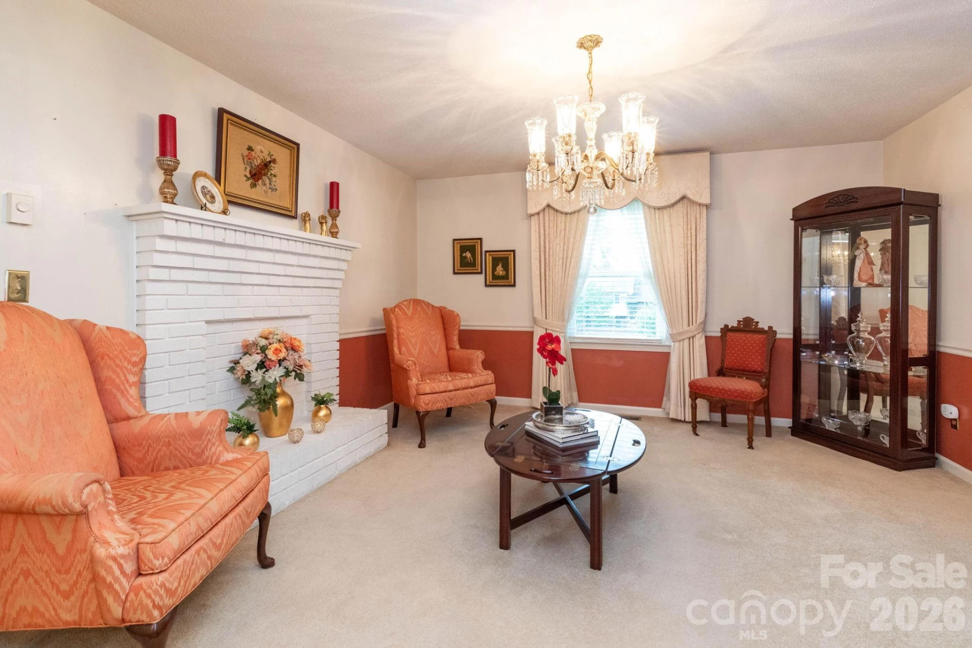 84 Portcrest Heights - Photo 3