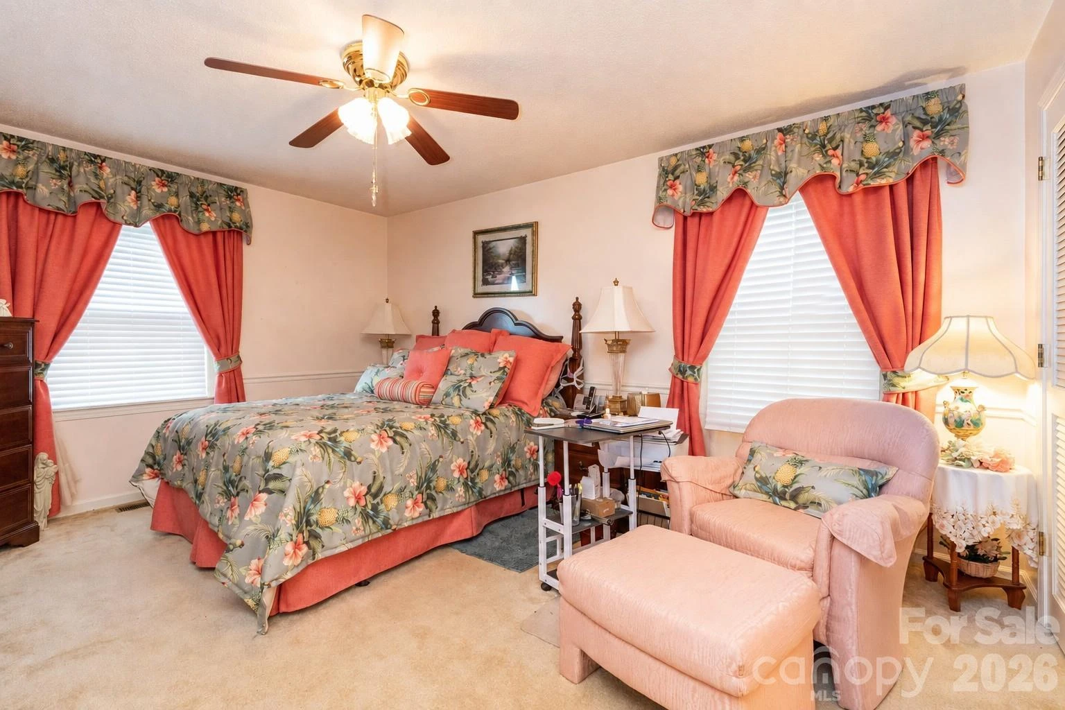 84 Portcrest Heights - Photo 8