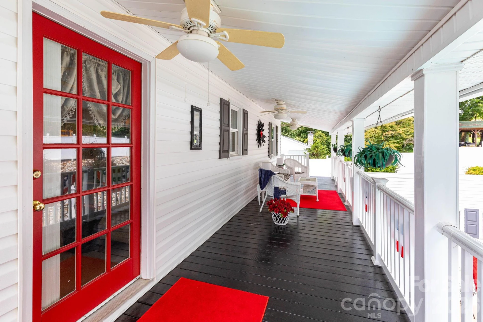 84 Portcrest Heights - Photo 18
