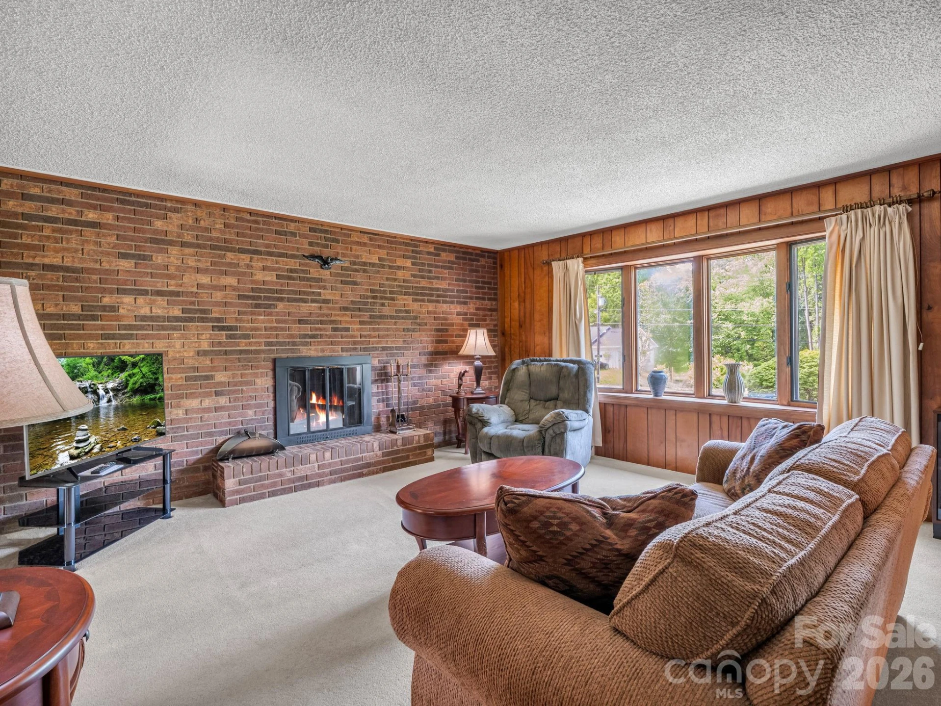 121 Greenfield Lane - Photo 6