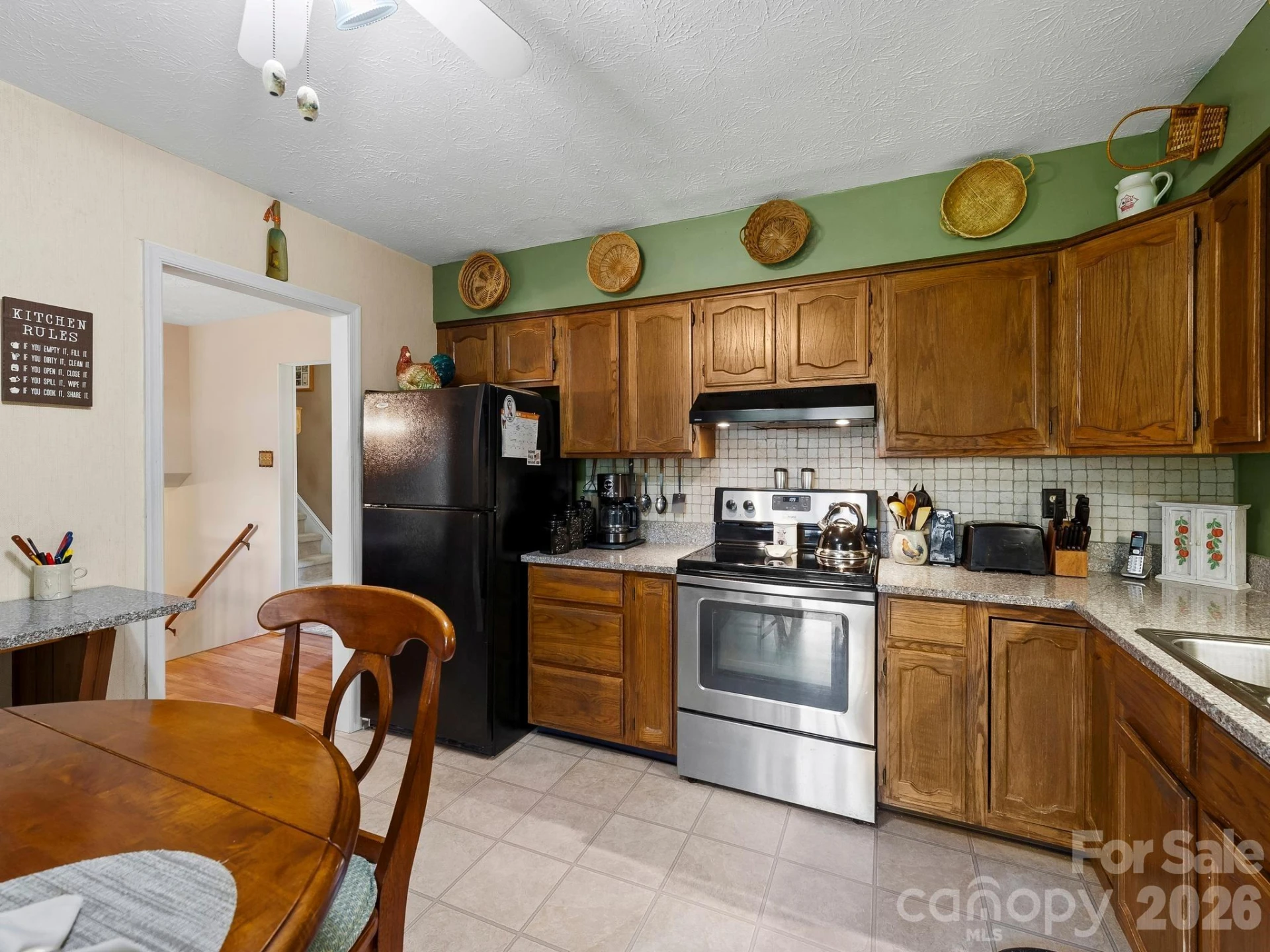 86 Debra Lane - Photo 6