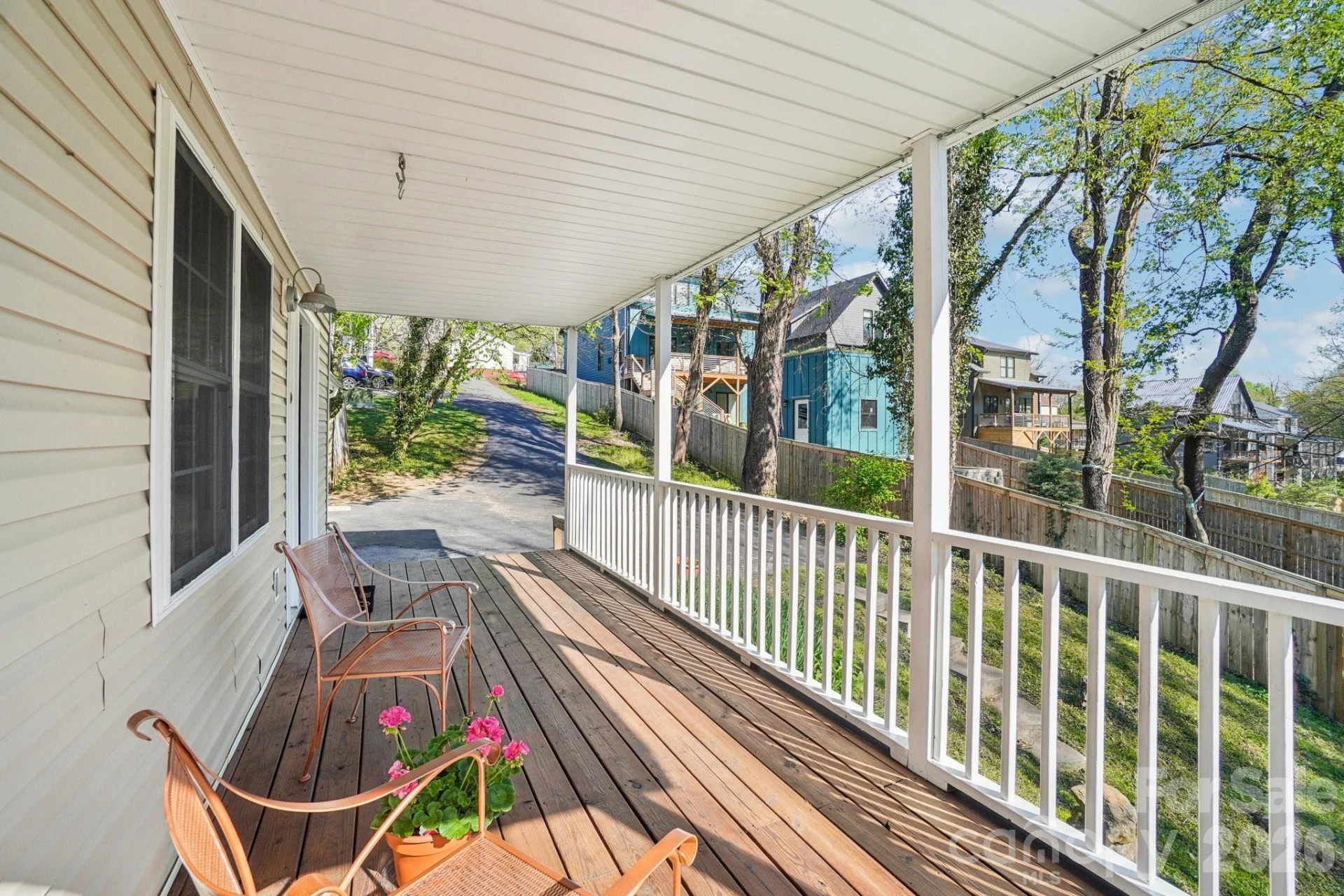 153 Hudson Street - Photo 20