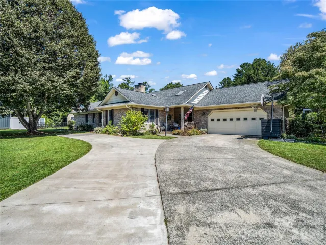 2365 Rosemont Court, Hendersonville, NC, 28791