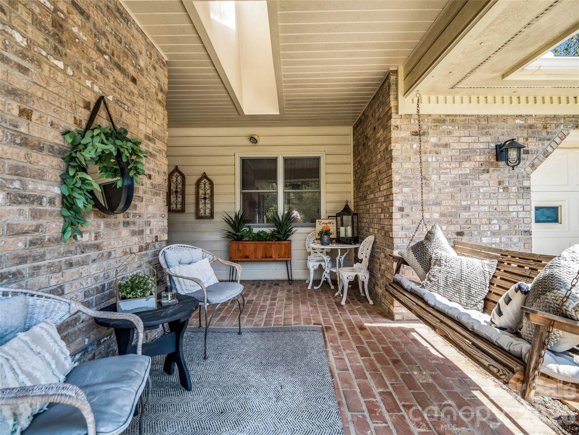2365 Rosemont Court - Photo 5