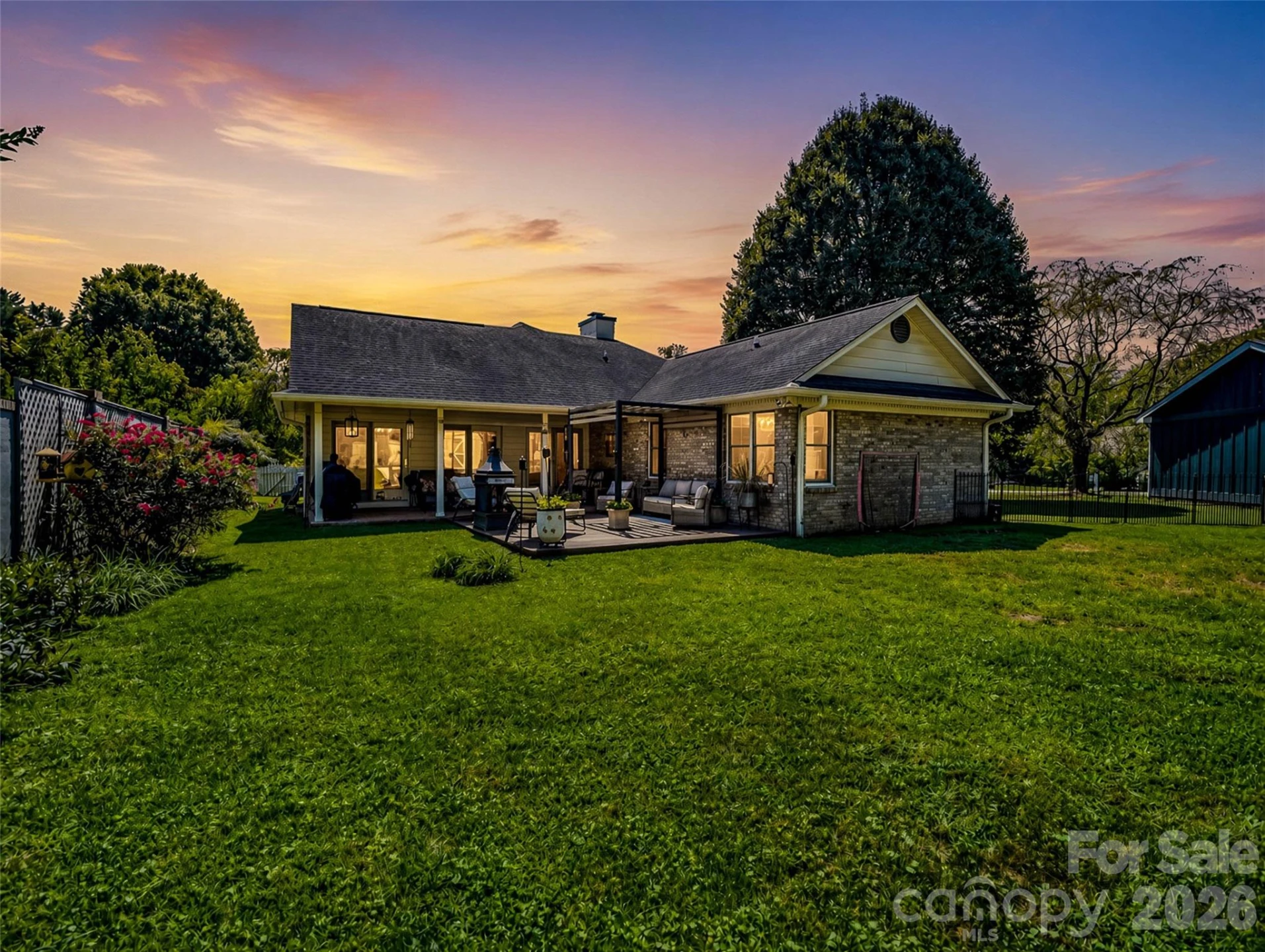 2365 Rosemont Court - Photo 37