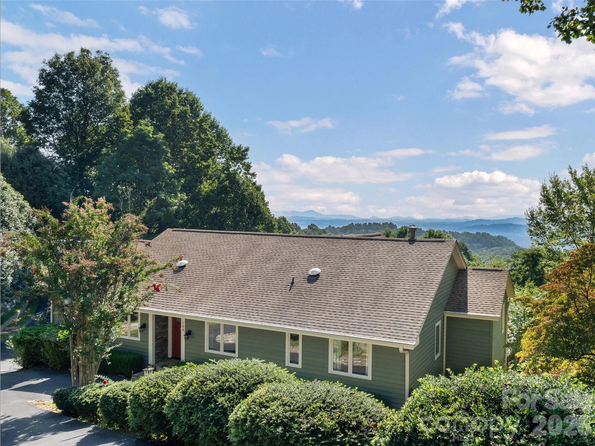 288 Roberts Drive - Photo 3