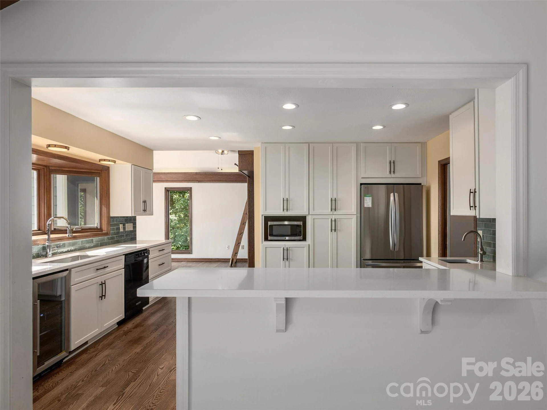 288 Roberts Drive - Photo 8