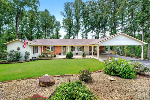 146 Cobblestone Drive
